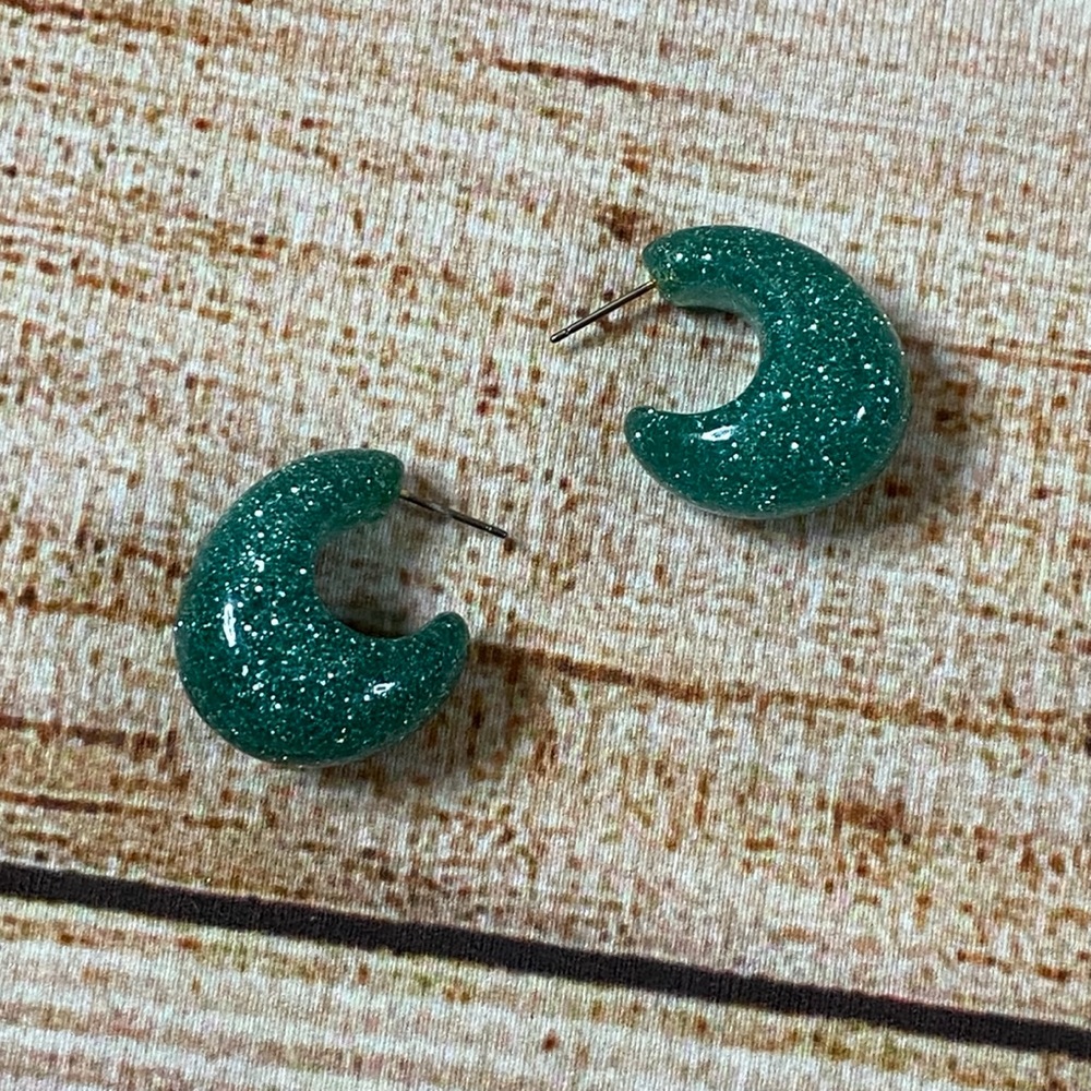 Kate Spade NWT Teal Glitter Huggie Hoop Earrings - Picture 3 of 7